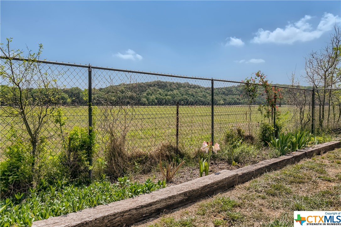 721 Pecan Street , Canyon Lake, TX, 78133 | 468574 | Realty Texas LLC