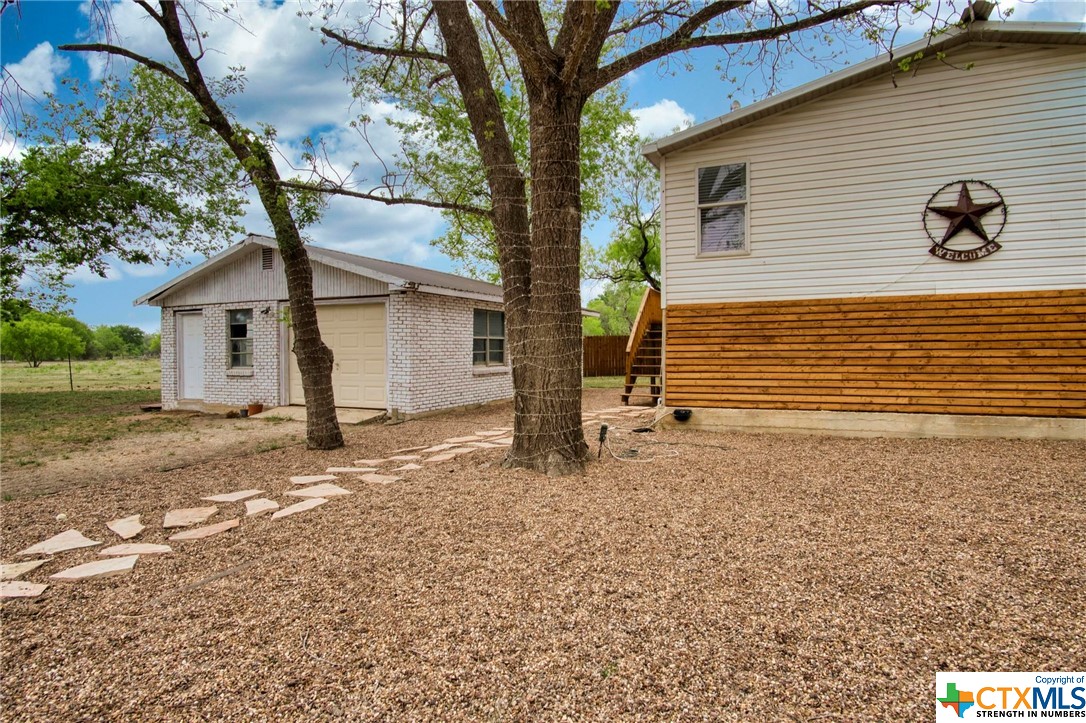 512 Dry Hollow Road , La Vernia, TX, 78121 | 468643 | Realty Texas LLC