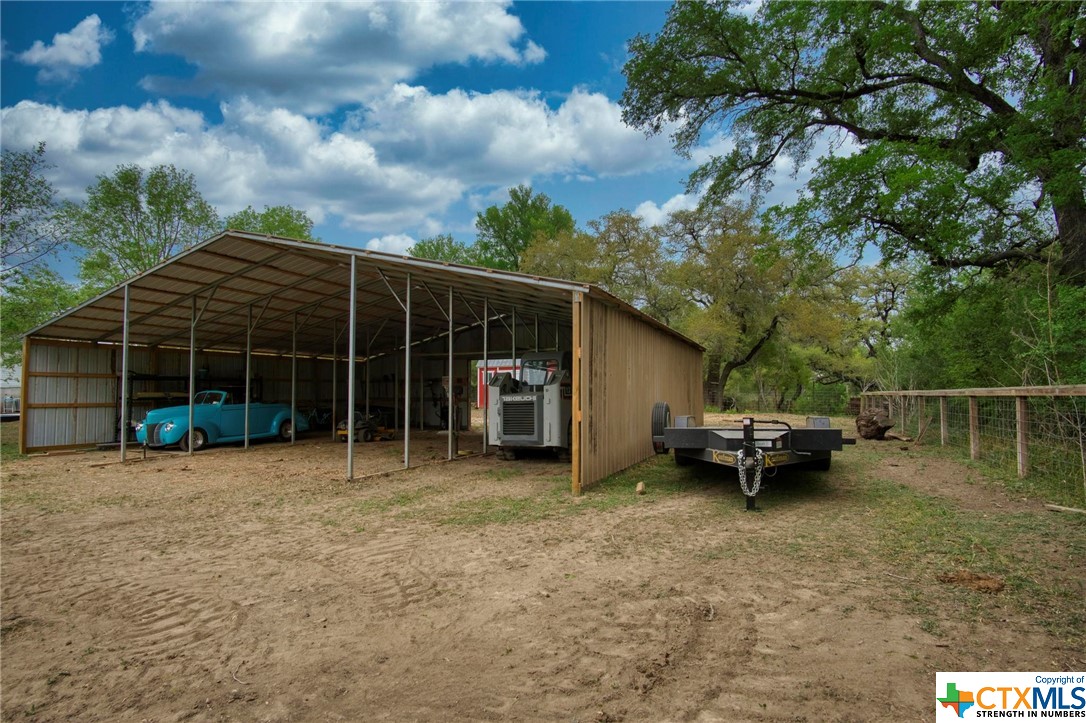 512 Dry Hollow Road , La Vernia, TX, 78121 | 468643 | Realty Texas LLC