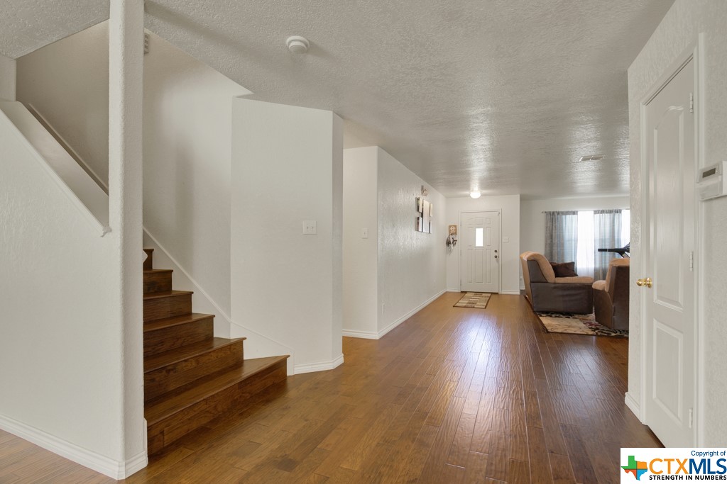 617 Crosspoint Drive , New Braunfels, TX, 78130 | 469007 | Realty Texas LLC