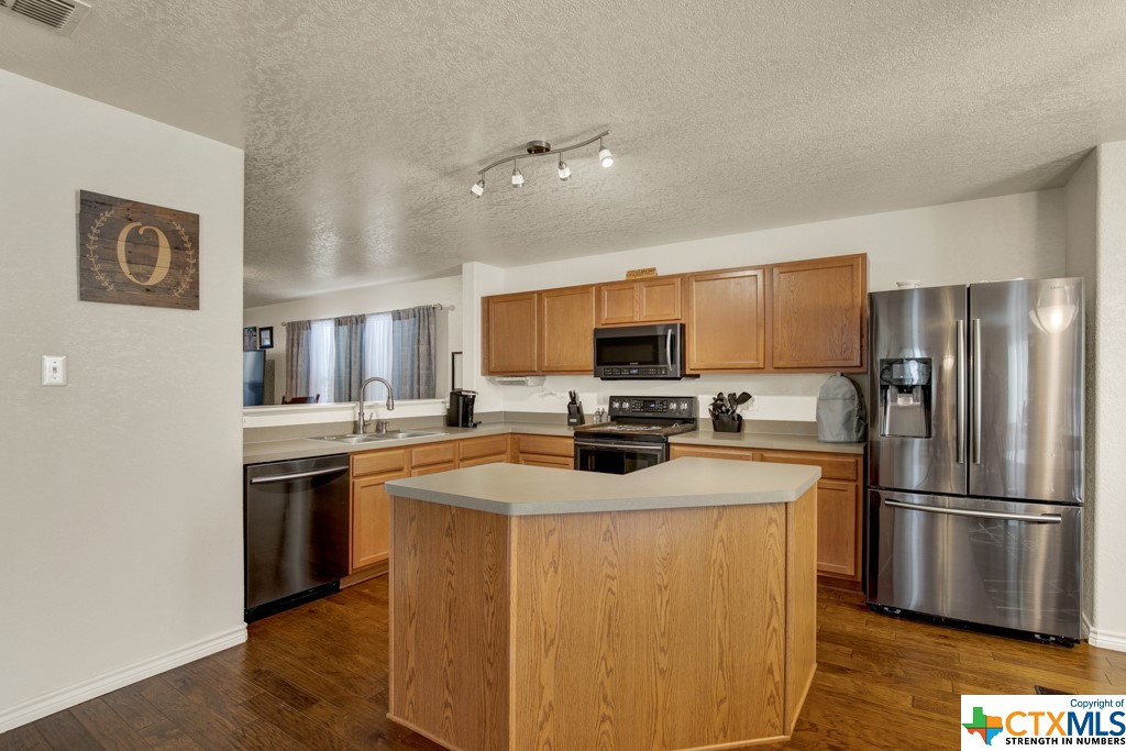 617 Crosspoint Drive , New Braunfels, TX, 78130 | 469007 | Realty Texas LLC