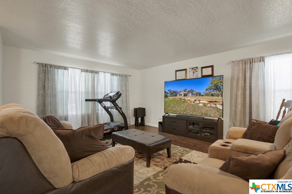 617 Crosspoint Drive , New Braunfels, TX, 78130 | 469007 | Realty Texas LLC