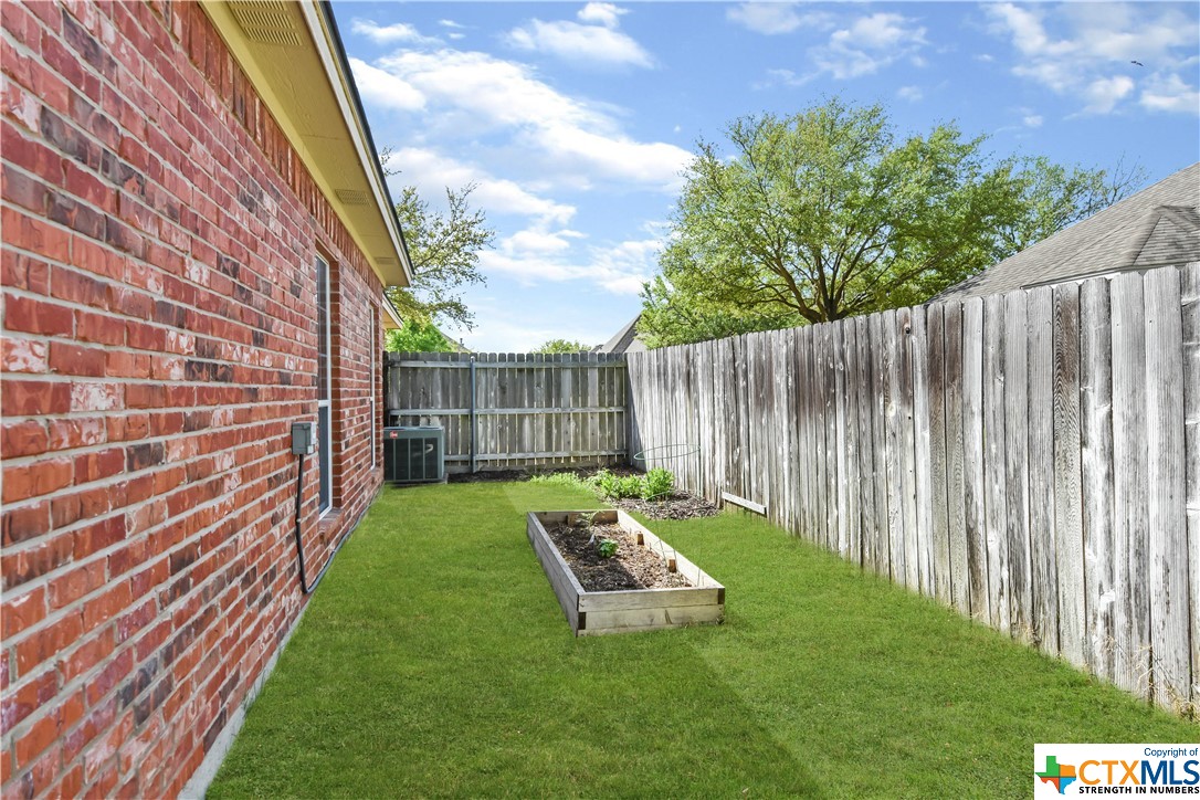 1321 Buffalo Pass Drive , OTHER, TX, 76712 | 468940 | Realty Texas LLC