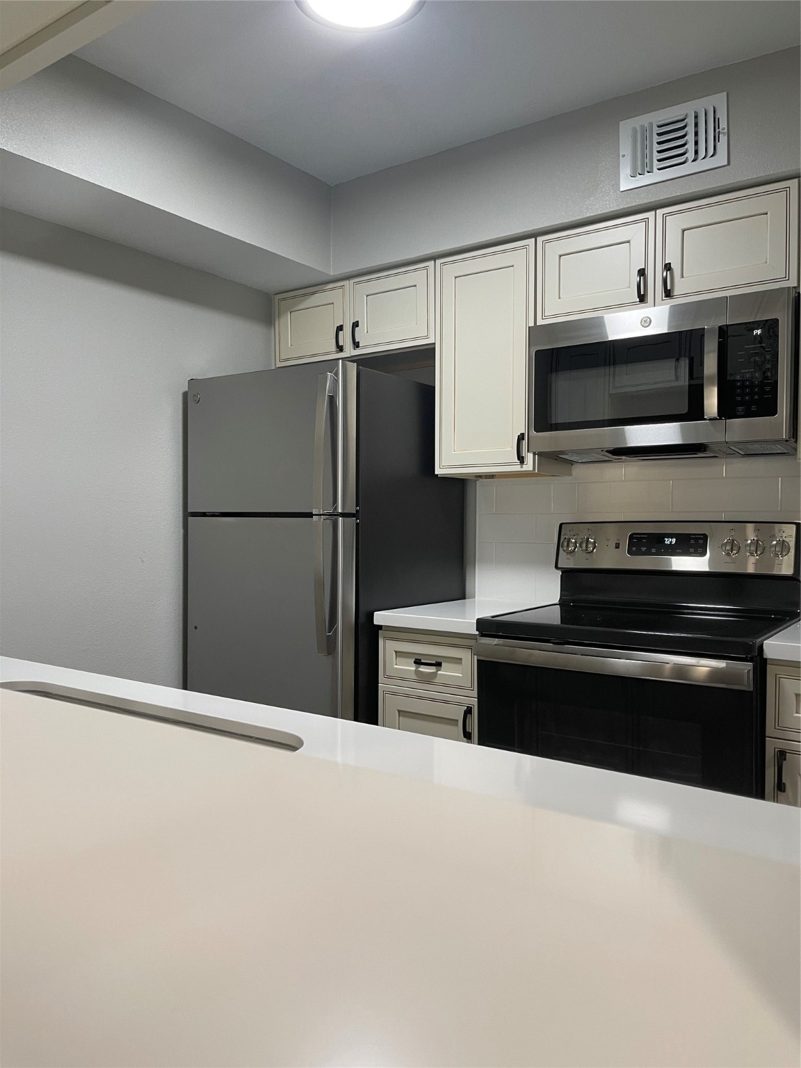 4645 Wild Indigo Street 22/377 , Houston, TX, 77027 | 29244678 | Realty Texas LLC