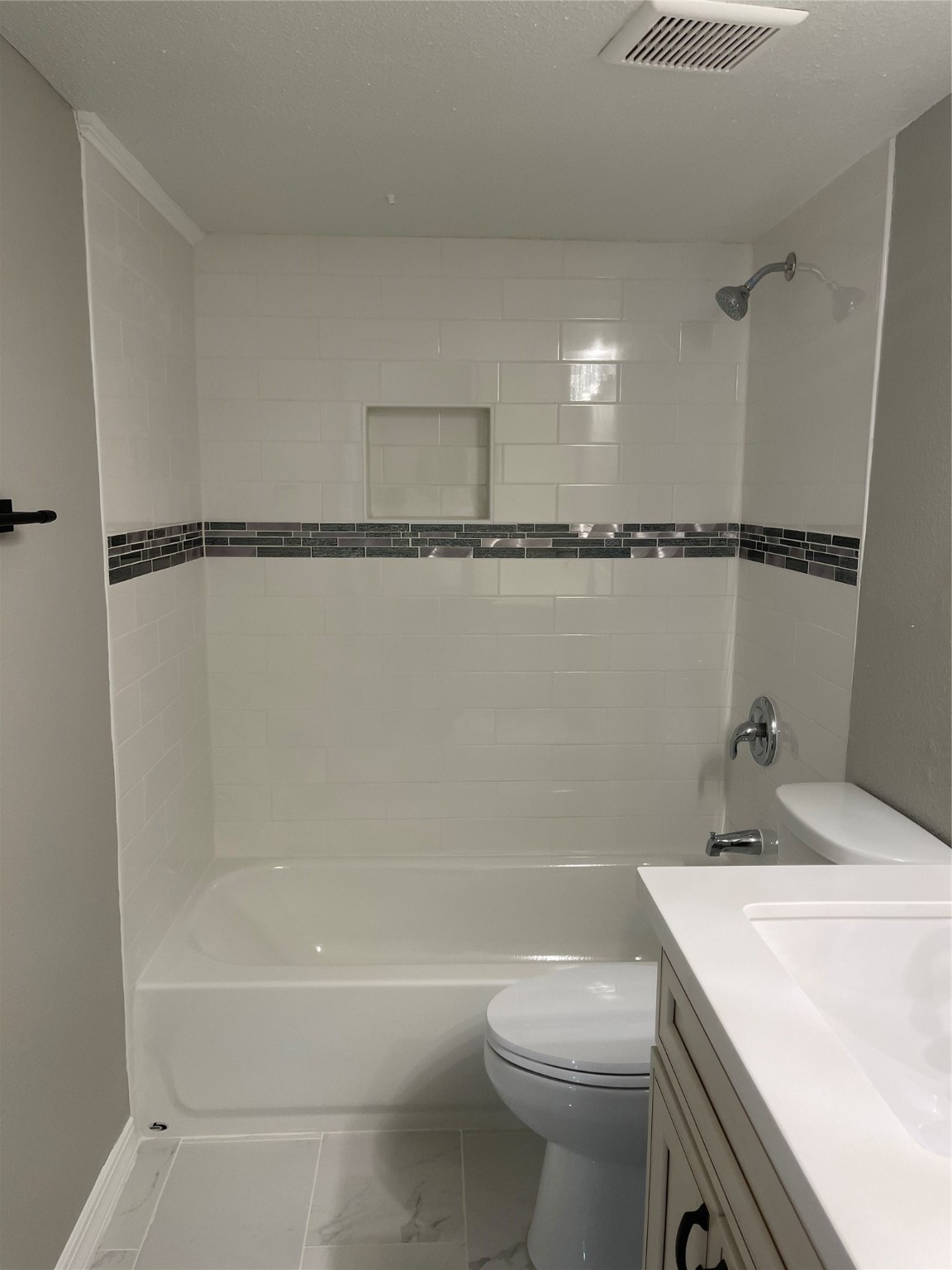 4645 Wild Indigo Street 22/377 , Houston, TX, 77027 | 29244678 | Realty Texas LLC