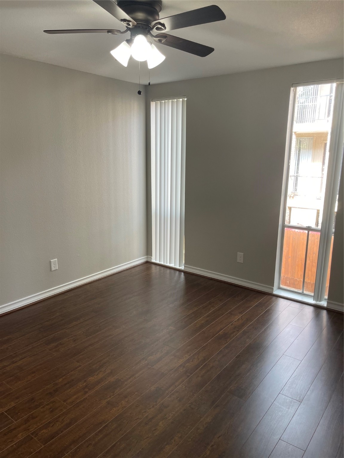 4645 Wild Indigo Street 22/377 , Houston, TX, 77027 | 29244678 | Realty Texas LLC