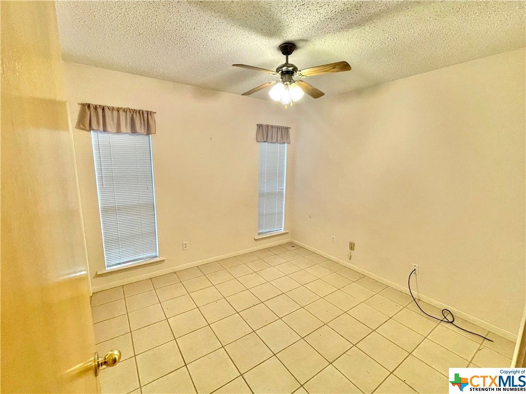 211 Spur Drive , Victoria, TX, 77904 | 468691 | Realty Texas LLC