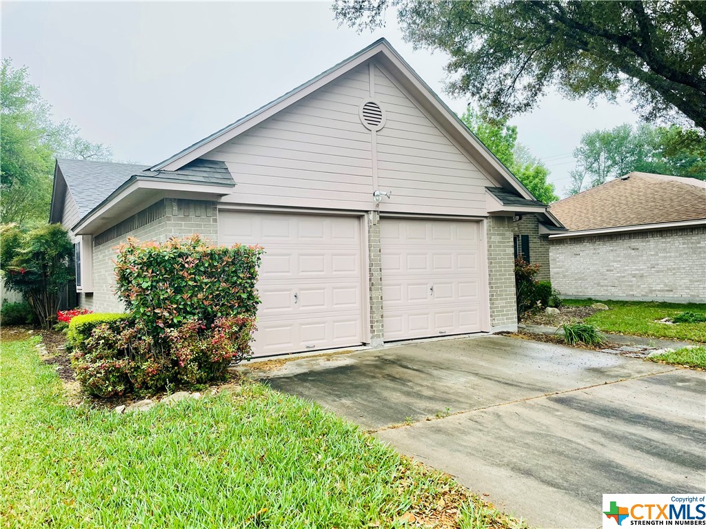 211 Spur Drive , Victoria, TX, 77904 | 468691 | Realty Texas LLC