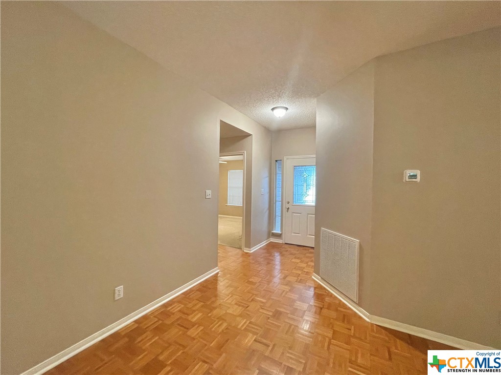 211 Spur Drive , Victoria, TX, 77904 | 468691 | Realty Texas LLC