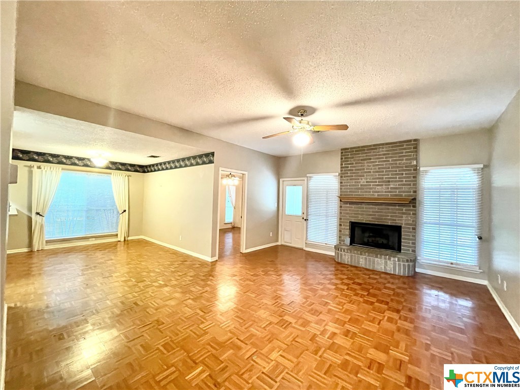 211 Spur Drive , Victoria, TX, 77904 | 468691 | Realty Texas LLC