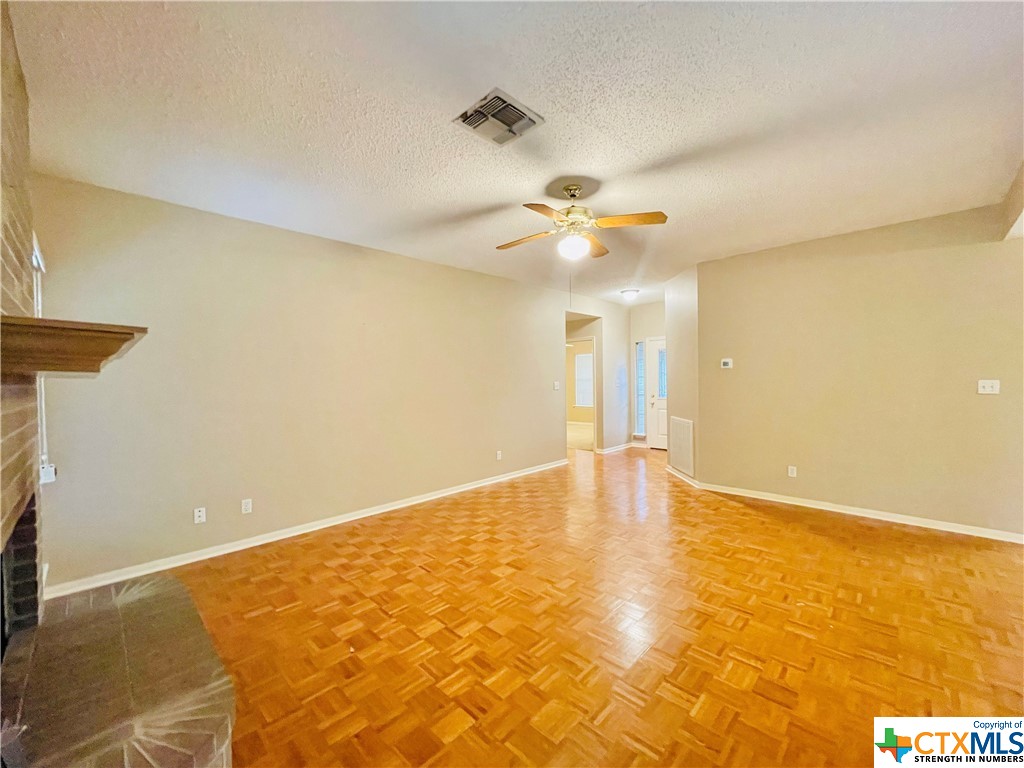 211 Spur Drive , Victoria, TX, 77904 | 468691 | Realty Texas LLC