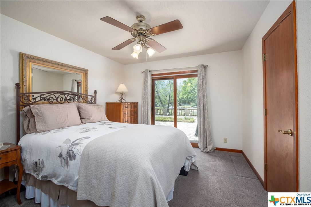 132 Rest Haven Street , McQueeney, TX, 78123 | 469149 | Realty Texas LLC