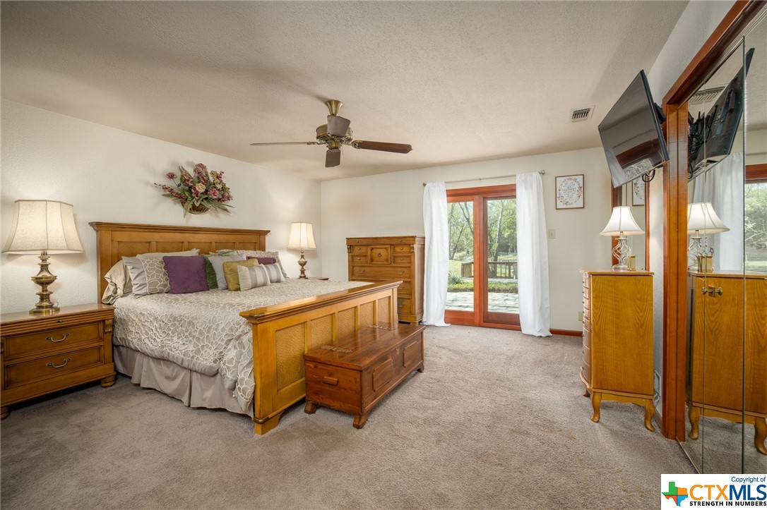 132 Rest Haven Street , McQueeney, TX, 78123 | 469149 | Realty Texas LLC