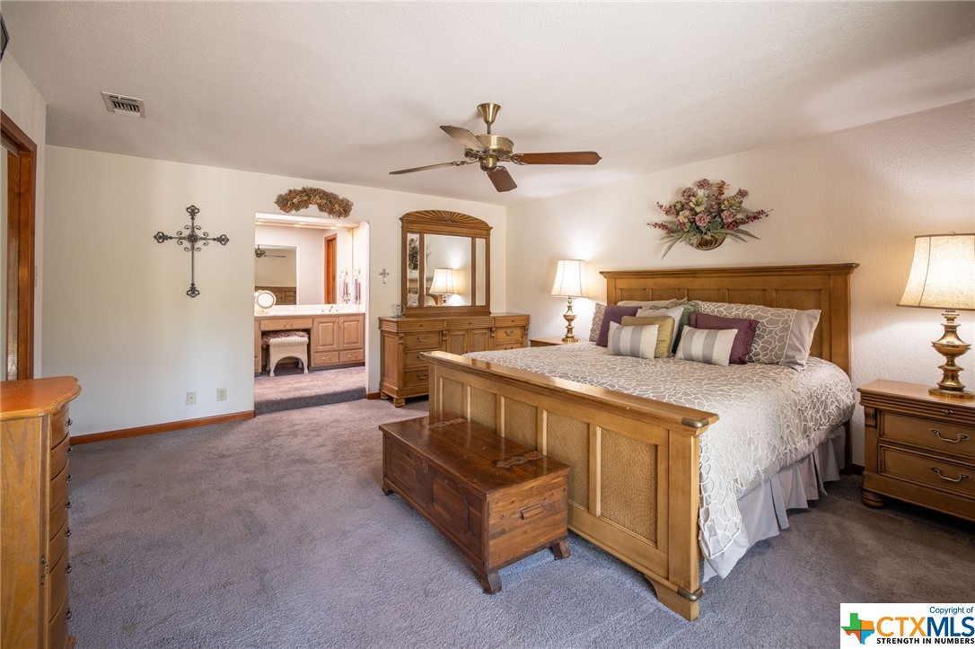 132 Rest Haven Street , McQueeney, TX, 78123 | 469149 | Realty Texas LLC