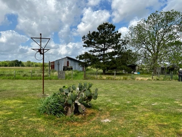 4041 County Road 2058 , Hull, TX, 77564 | 41111165 | Realty Texas LLC