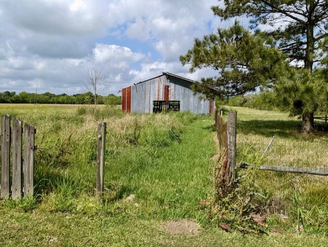 4041 County Road 2058 , Hull, TX, 77564 | 41111165 | Realty Texas LLC