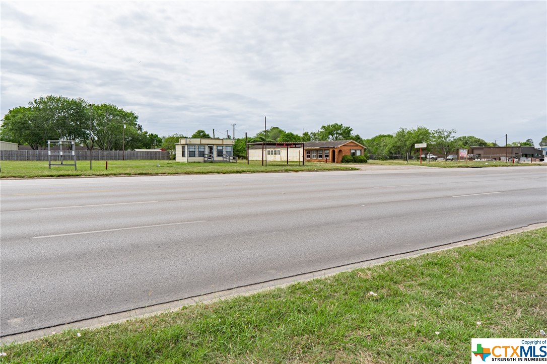 9505 N Navarro Street, Victoria, TX, 77904 | 469287 | Realty Texas LLC