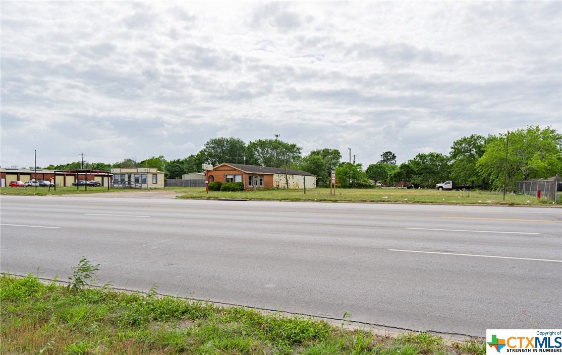 9505 N Navarro Street, Victoria, TX, 77904 | 469287 | Realty Texas LLC
