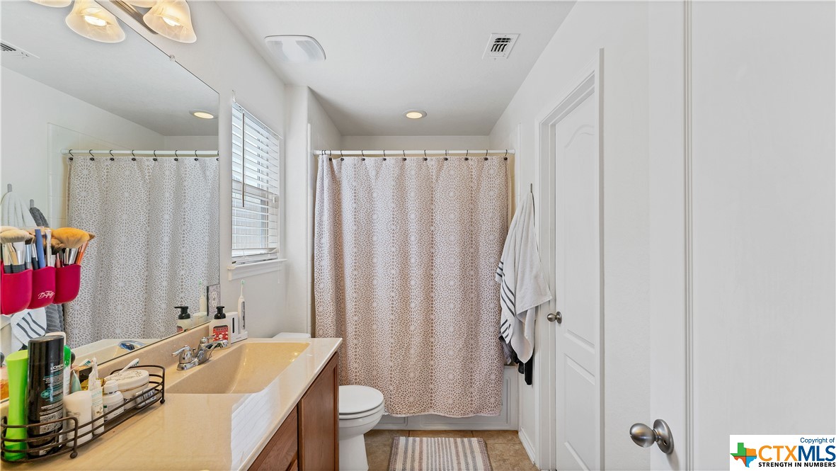 1986 Shire Meadows , New Braunfels, TX, 78130 | 469122 | Realty Texas LLC