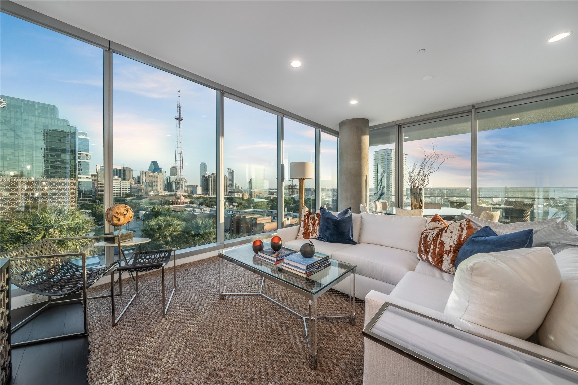 3130 N Harwood Street 701 , Dallas, TX, 75201 | 20026130 | Realty Texas LLC