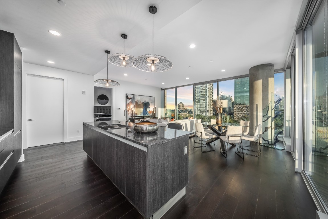 3130 N Harwood Street 701 , Dallas, TX, 75201 | 20026130 | Realty Texas LLC