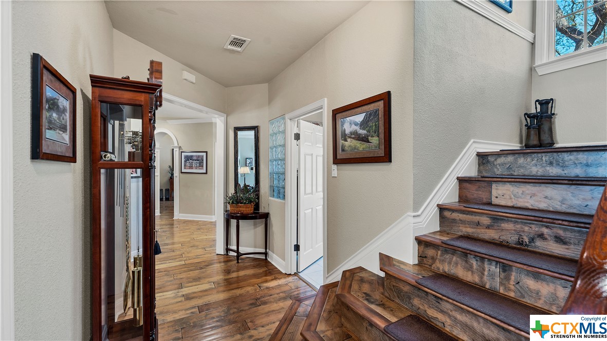 21440 Forest Waters Circle , Garden Ridge, TX, 78266 | 466368 | Realty Texas LLC