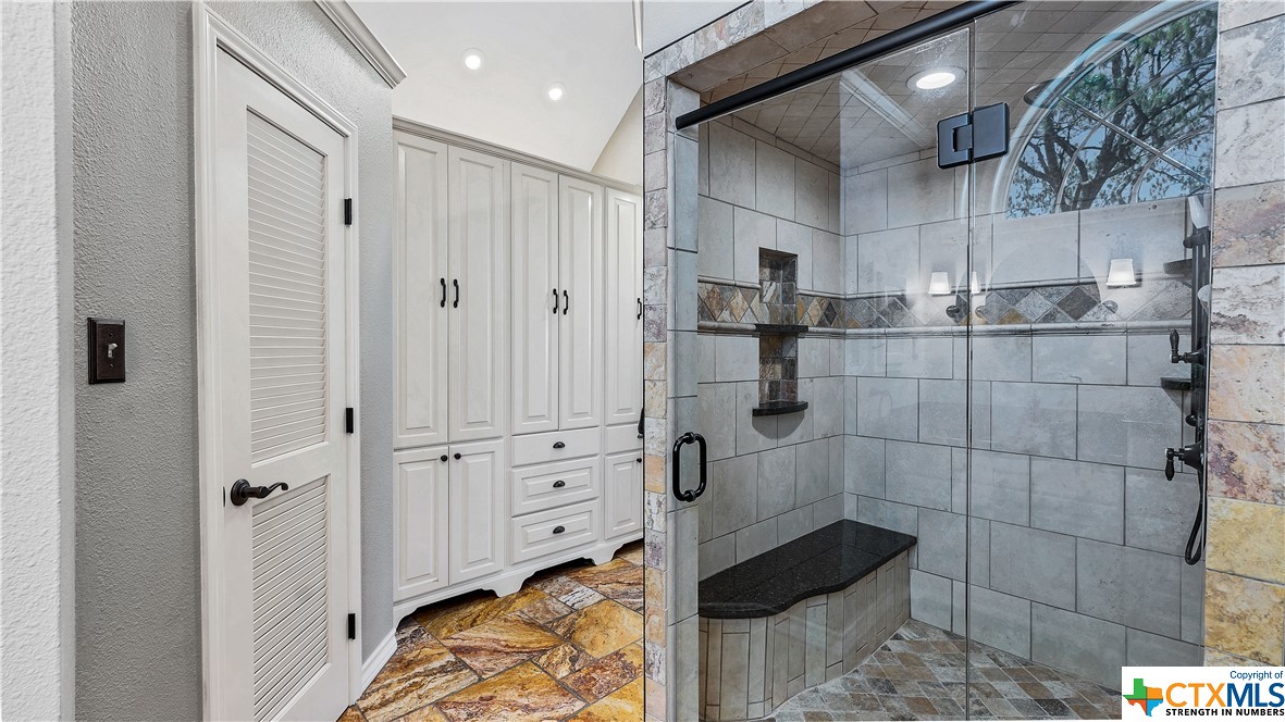 21440 Forest Waters Circle , Garden Ridge, TX, 78266 | 466368 | Realty Texas LLC