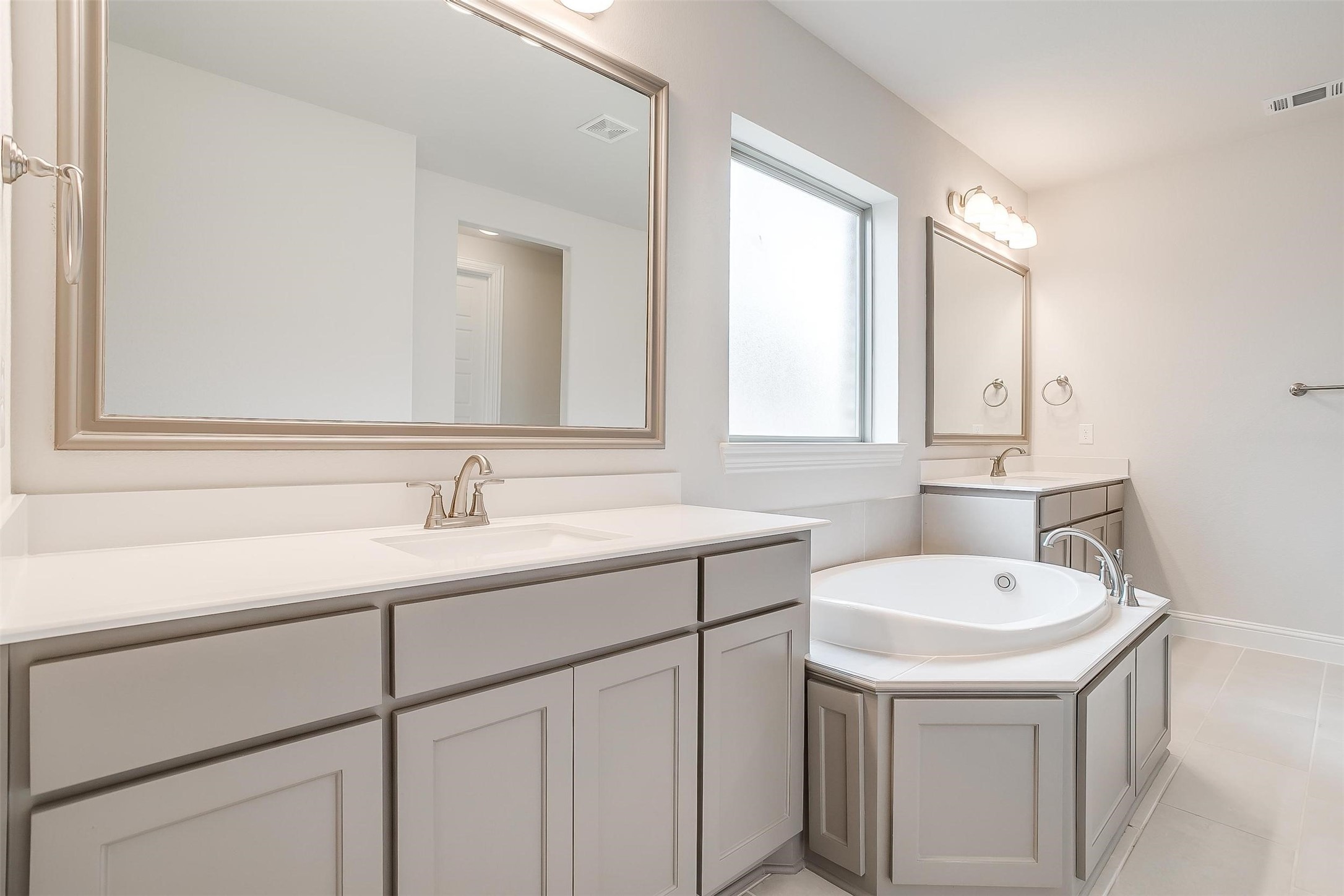 822 Summer Grove , Midlothian, TX, 76065 | 20037992 | Realty Texas LLC