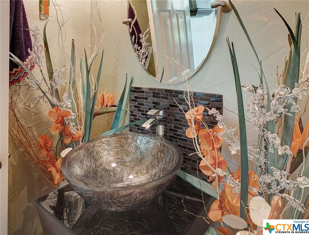 1001 Gruene Road , New Braunfels, TX, 78130 | 469533 | Realty Texas LLC