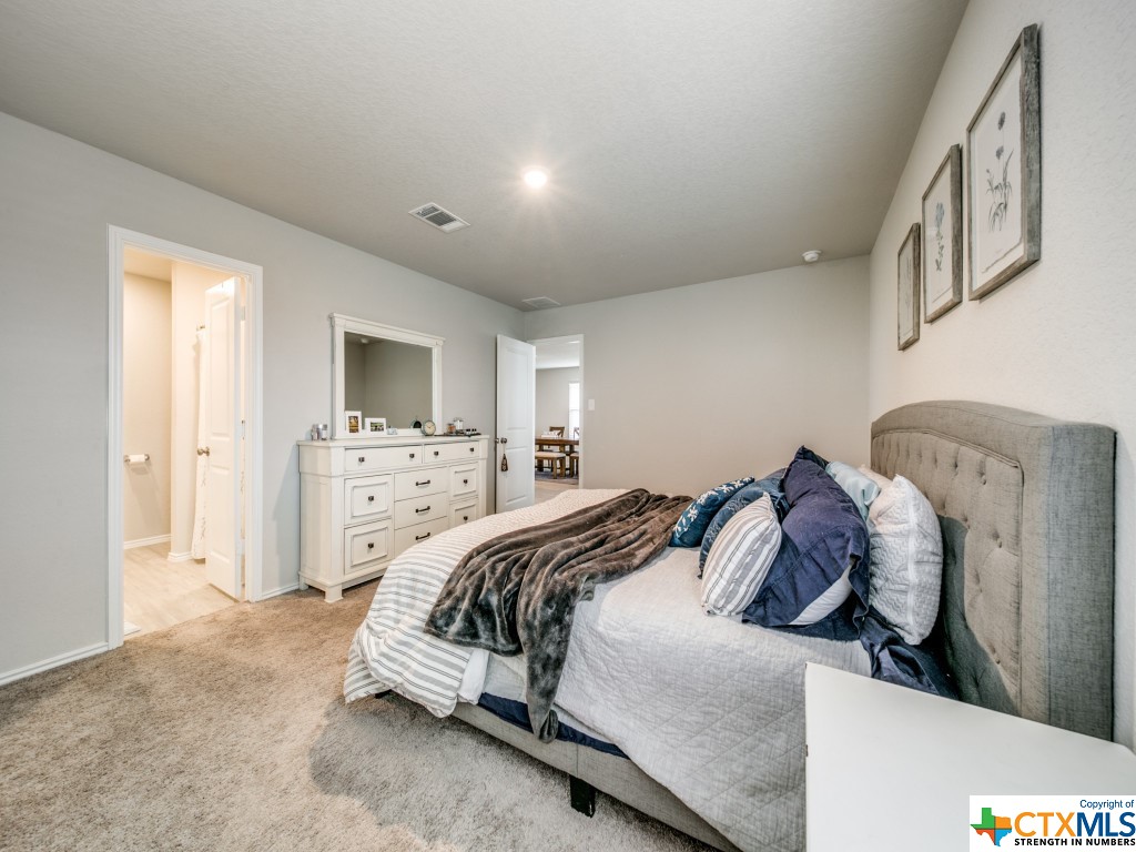 13106 Rosemary Cove , Saint Hedwig, TX, 78152 | 469581 | Realty Texas LLC