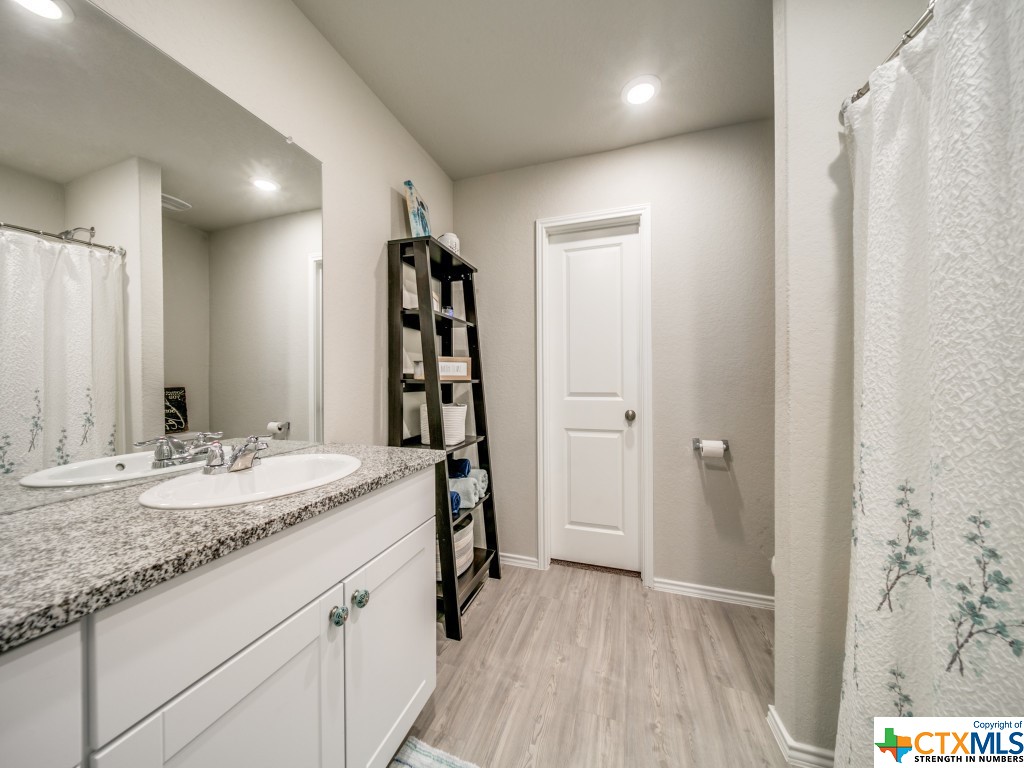 13106 Rosemary Cove , Saint Hedwig, TX, 78152 | 469581 | Realty Texas LLC