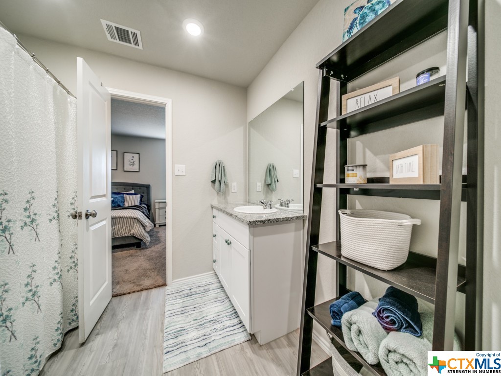 13106 Rosemary Cove , Saint Hedwig, TX, 78152 | 469581 | Realty Texas LLC