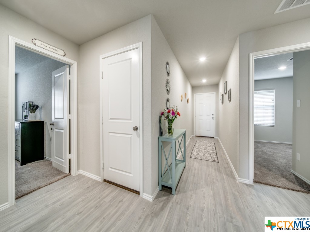 13106 Rosemary Cove , Saint Hedwig, TX, 78152 | 469581 | Realty Texas LLC