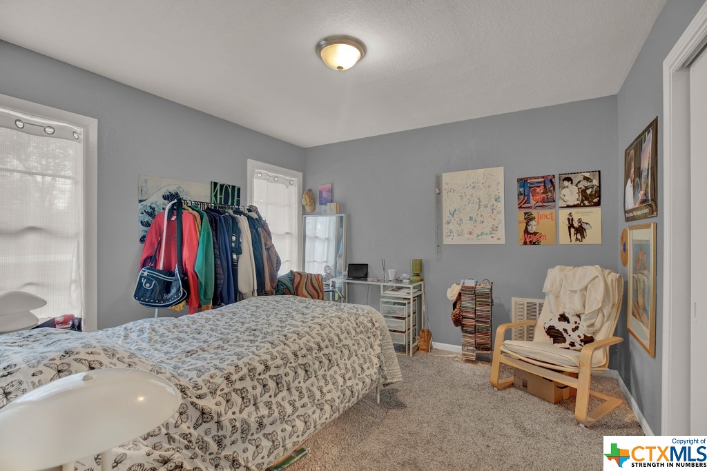 174 Cyril Drive , San Antonio, TX, 78218 | 469286 | Realty Texas LLC