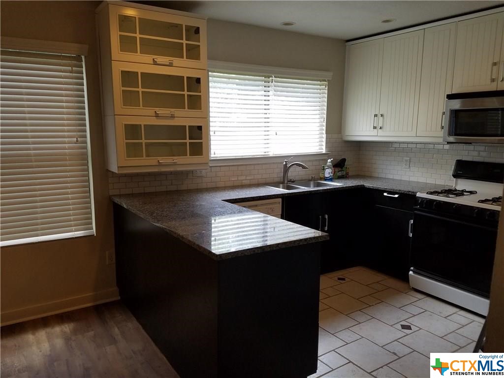 2001 Castle Bluff Drive , San Marcos, TX, 78666 | 469663 | Realty Texas LLC
