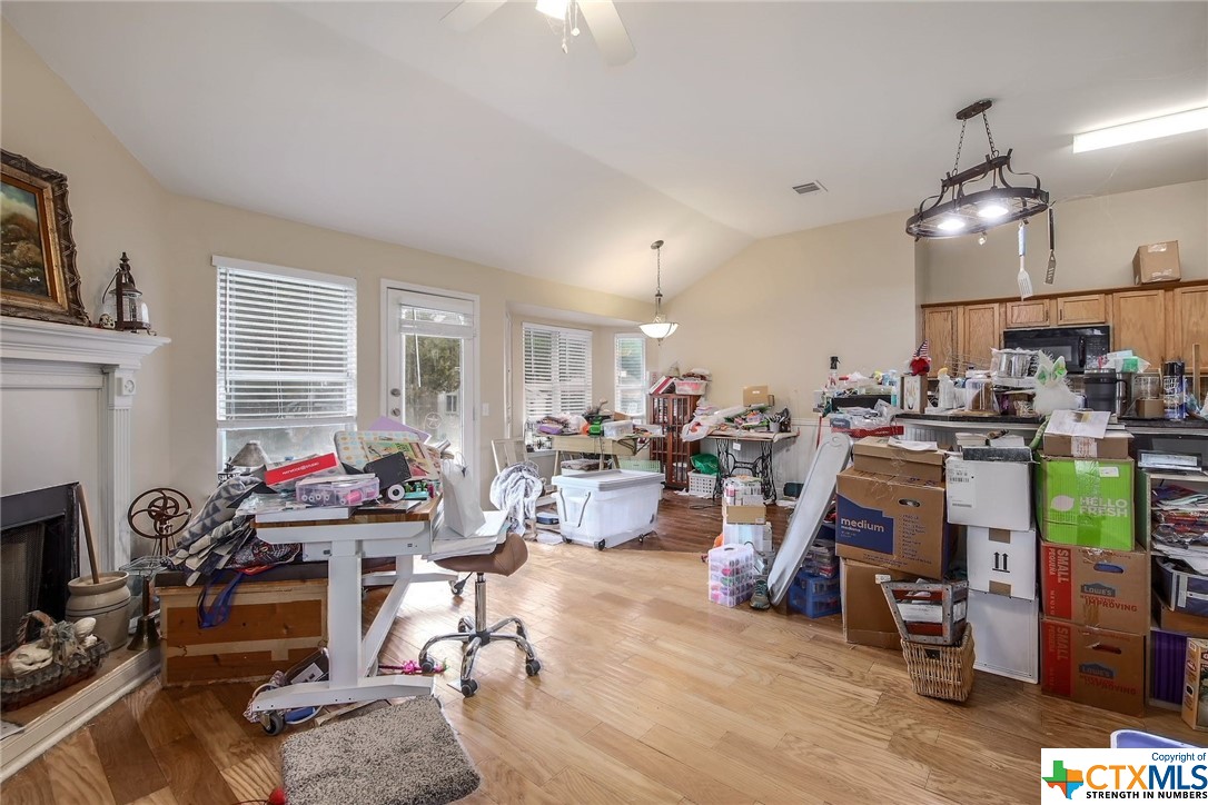 809 Lantana Lane , Leander, TX, 78641 | 469670 | Realty Texas LLC