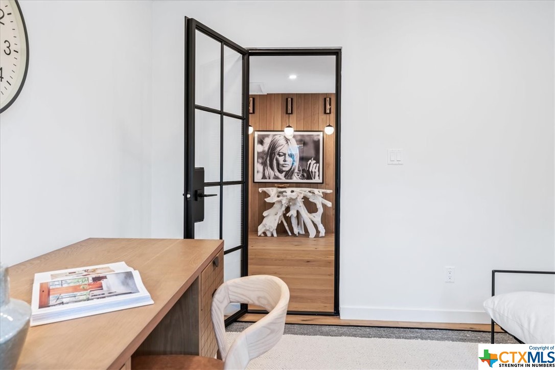 709 N Orange Street , OTHER, TX, 78624 | 469711 | Realty Texas LLC