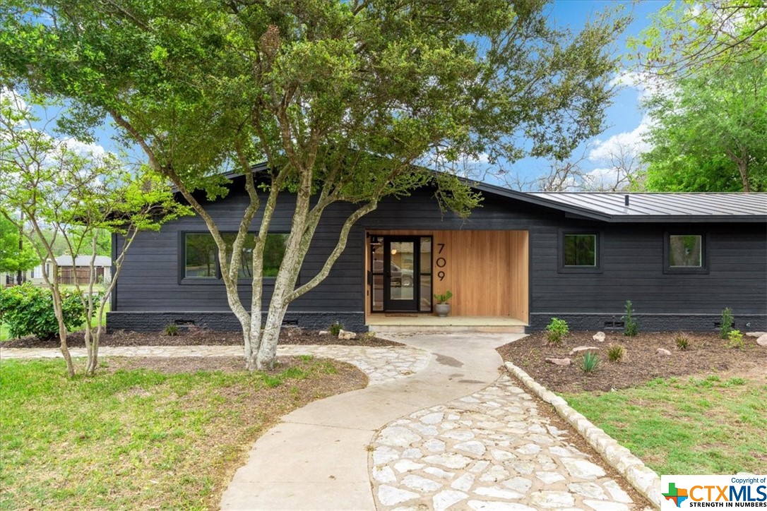 709 N Orange Street , OTHER, TX, 78624 | 469711 | Realty Texas LLC