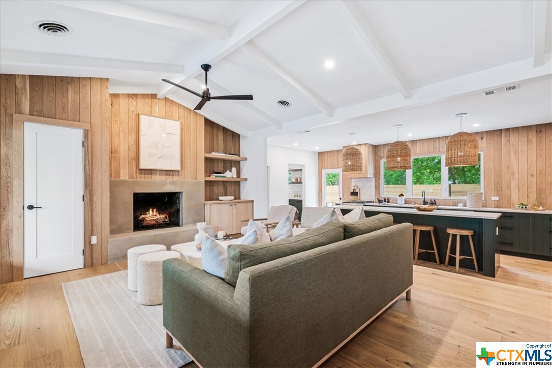 709 N Orange Street , OTHER, TX, 78624 | 469711 | Realty Texas LLC