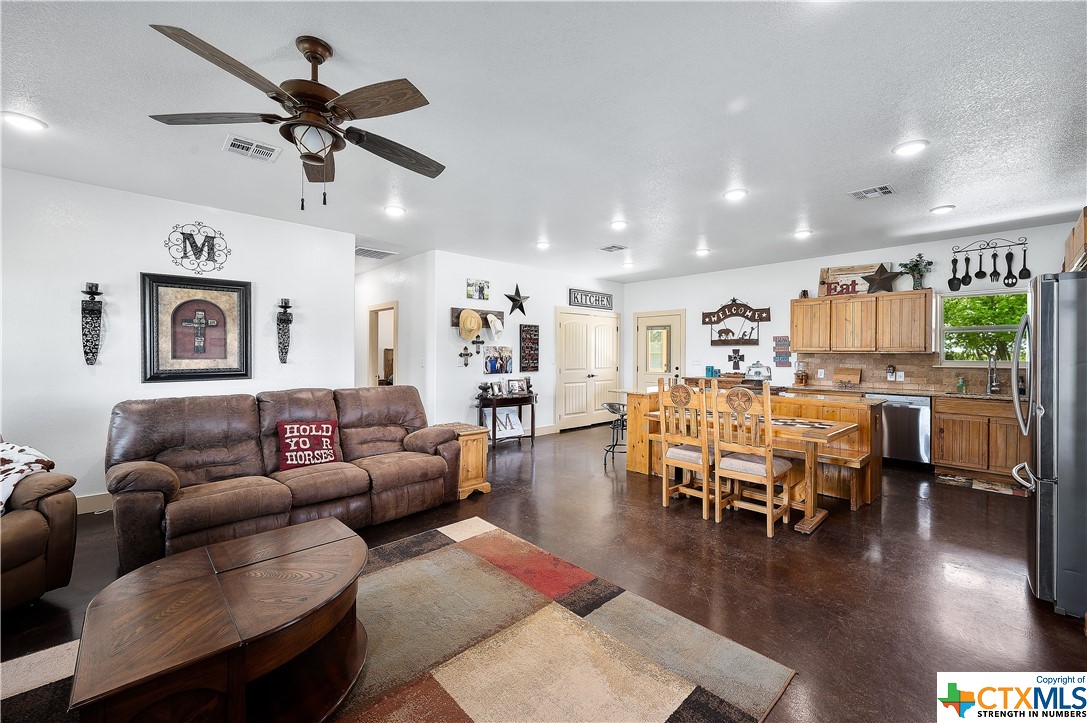 6441 Shaw Road , Temple, TX, 76501 | 469753 | Realty Texas LLC