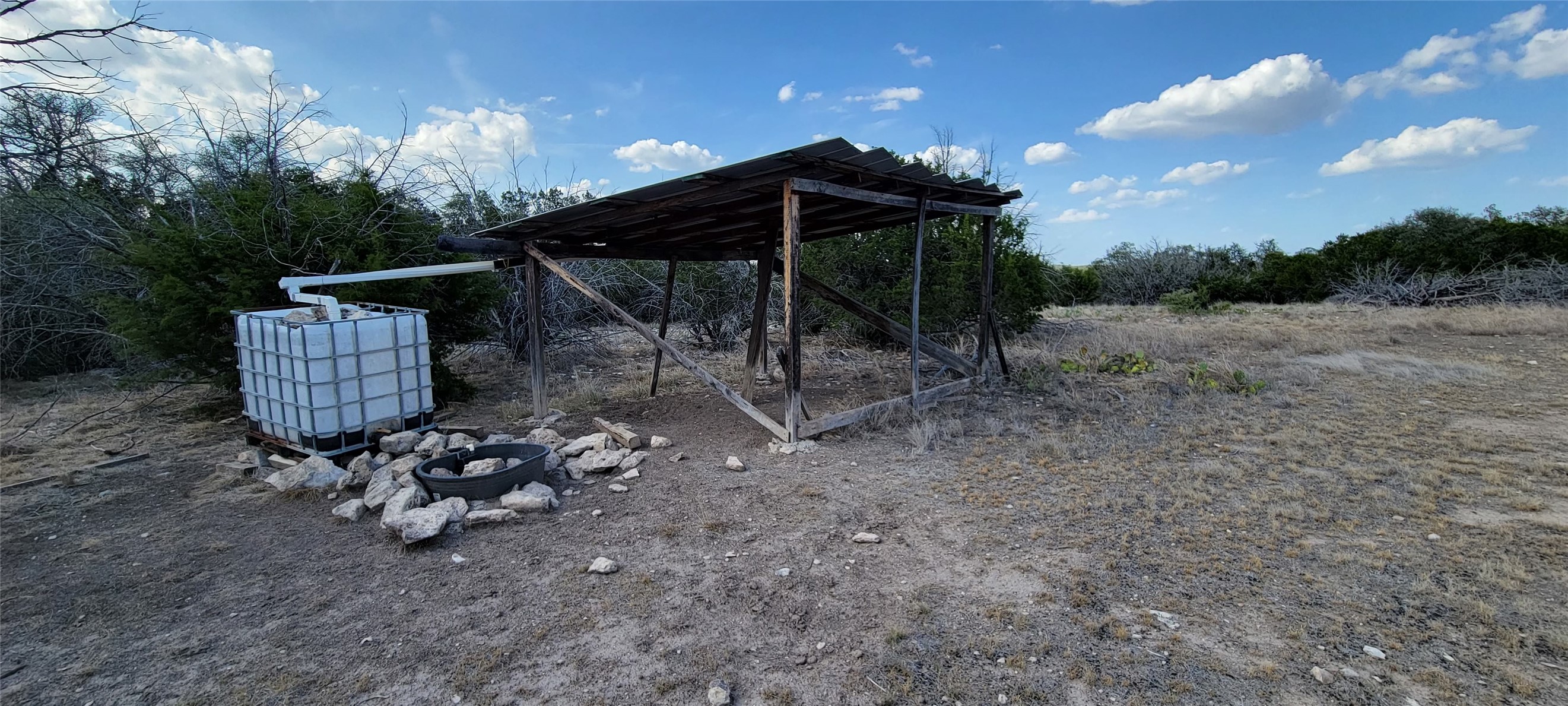 989 Cedar Ridge Road, Junction, TX, 76849 | 54009276 | Realty Texas LLC