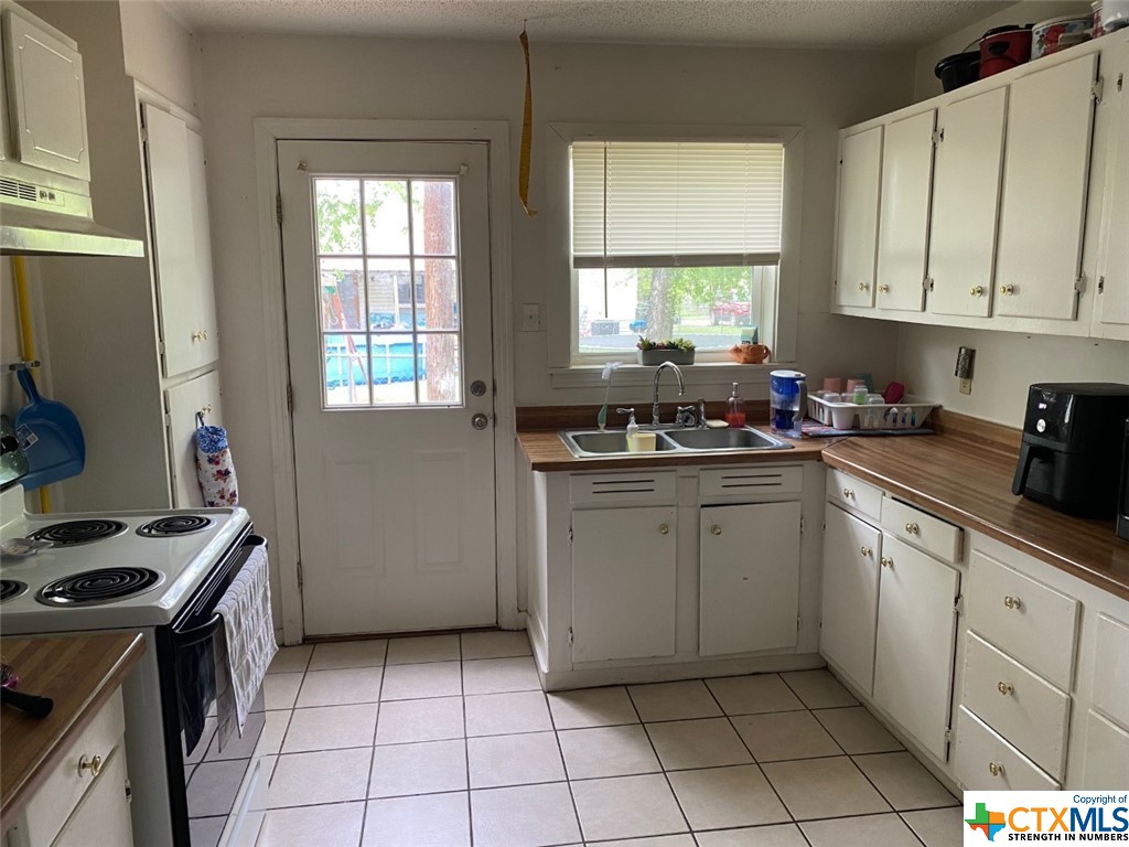 128 N 26th Street A-B , Gatesville, TX, 76528 | 470297 | Realty Texas LLC