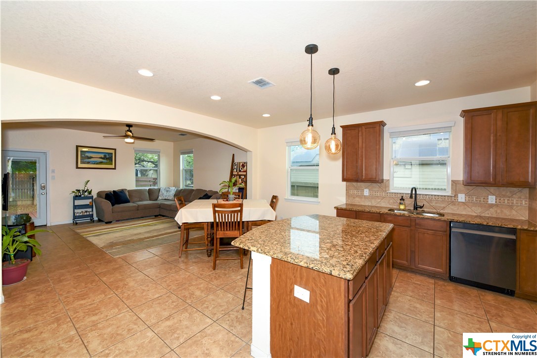 532 Livingston Drive , Schertz, TX, 78108 | 470298 | Realty Texas LLC