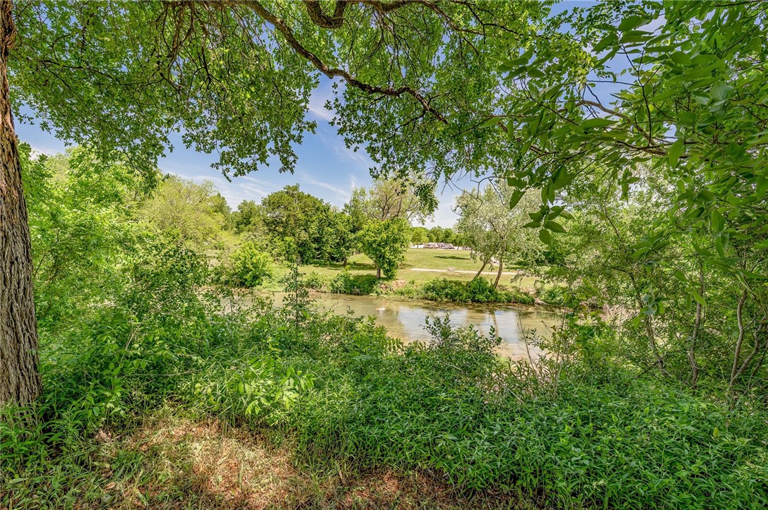 20501 Mcshepherd Cove