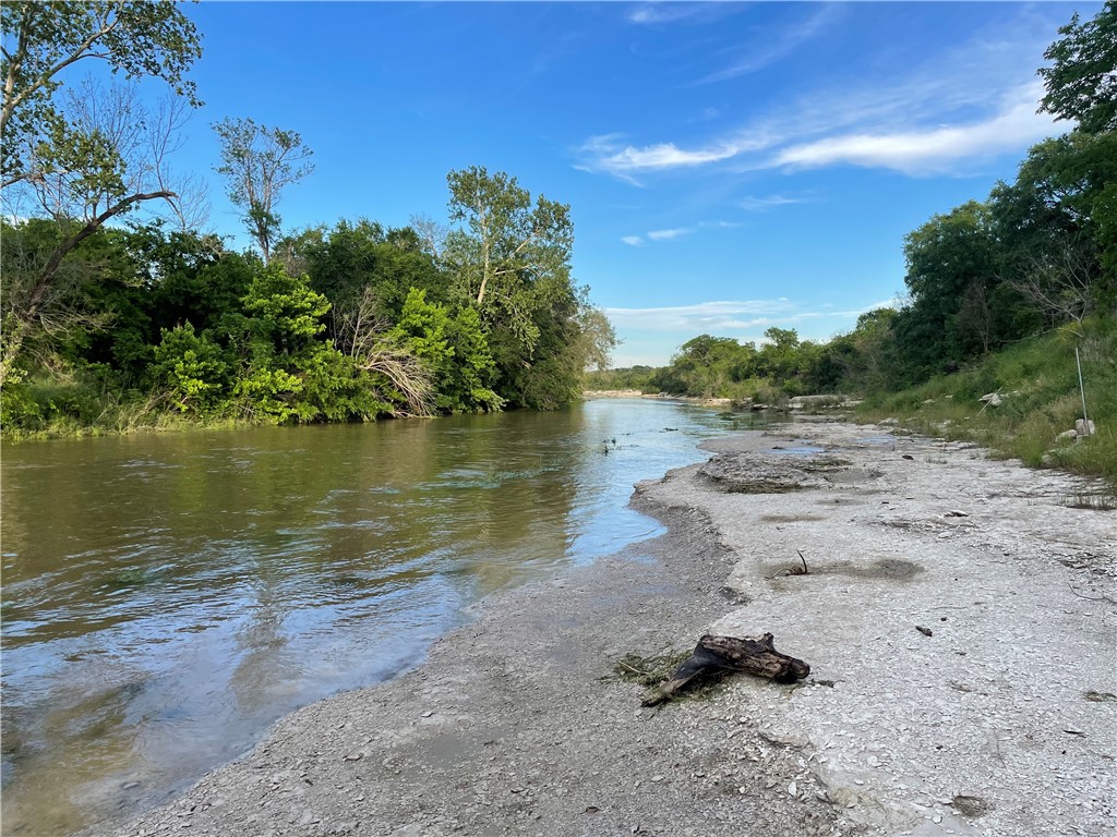 20501 Mcshepherd Cove