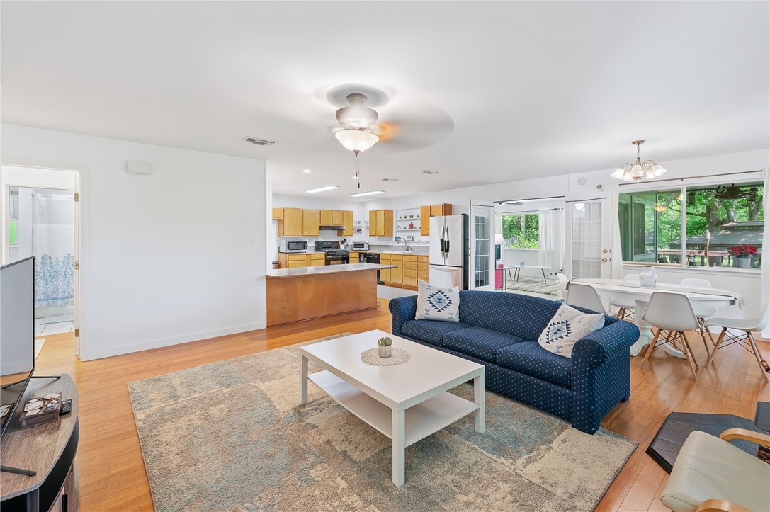 20501 Mcshepherd Cove