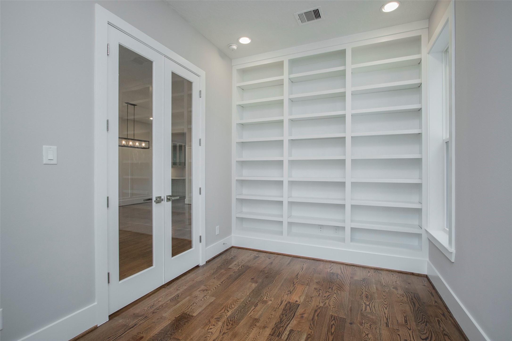 818 Fisher Street , Houston, TX, 77018 | 66760805 | Realty Texas LLC