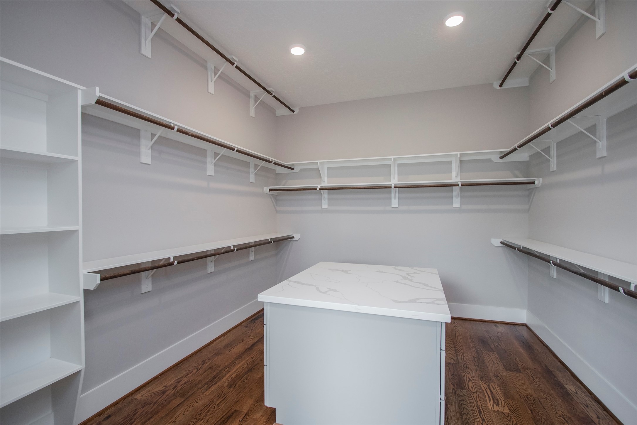 818 Fisher Street , Houston, TX, 77018 | 66760805 | Realty Texas LLC