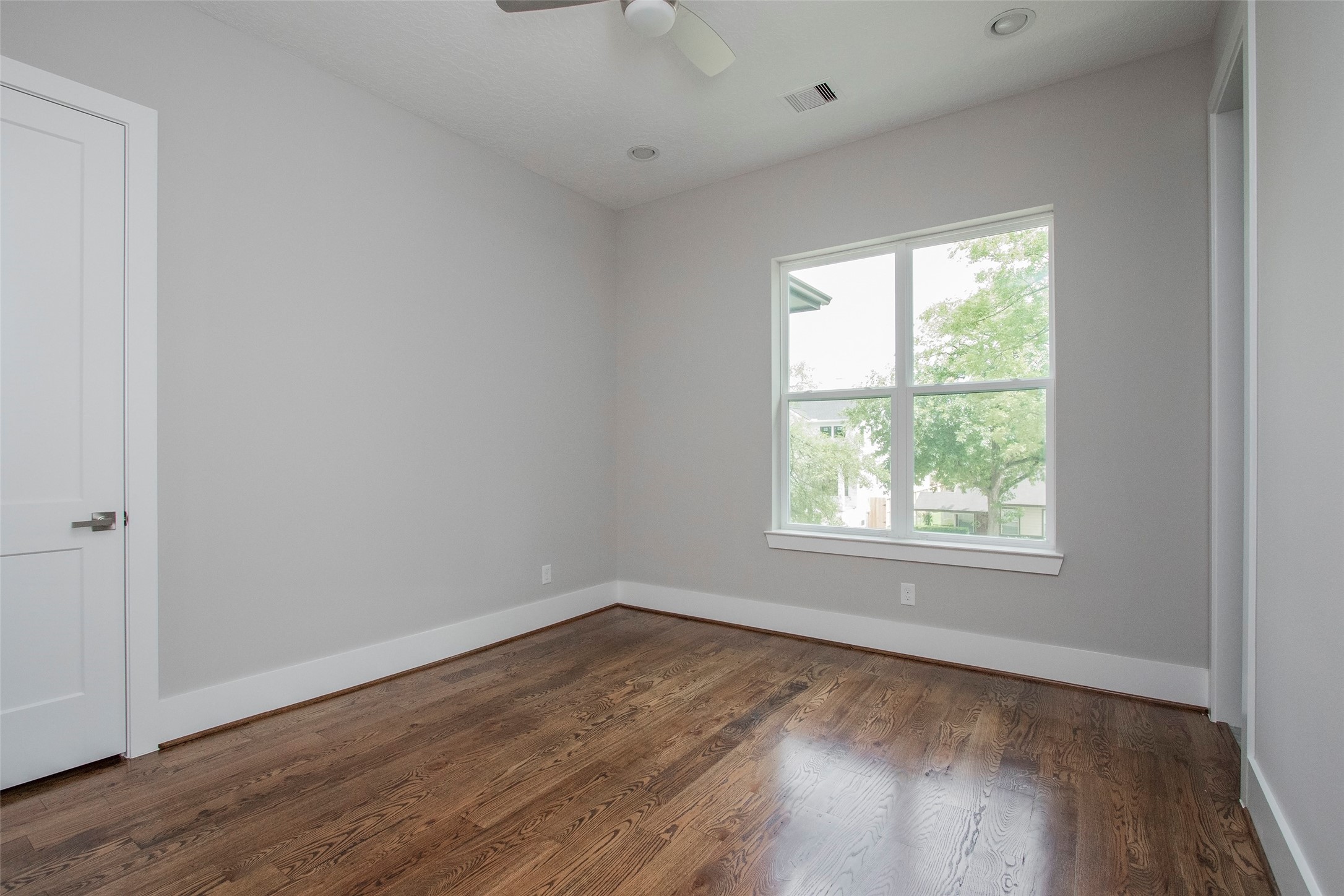 818 Fisher Street , Houston, TX, 77018 | 66760805 | Realty Texas LLC