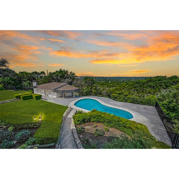 7018 Kings Row , Austin, TX, 78746 | 9768005 | Realty Texas LLC